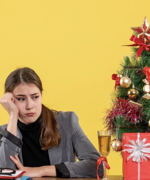 “Por que eu não dei conta do que prometi em janeiro?”: especialista explica impacto emocional do mês de dezembro