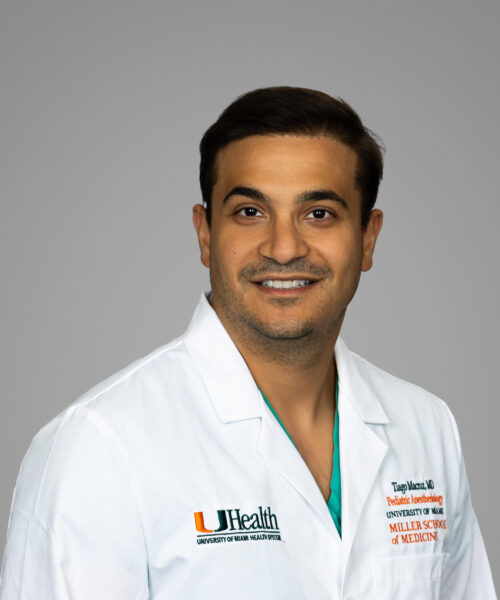 Entre a excelência clínica e a falta de preparo prático: os limites da formação médica tradicional. Uma análise a partir da trajetória do médico Tiago Macruz