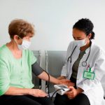 Viver mais nem sempre significa viver bem: a nutrição como alicerce da longevidade saudável