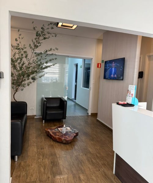 LLUM Odontologia e Dr. Paulo Iavorski: reabilitação oral com cuidado integrado em Curitiba
